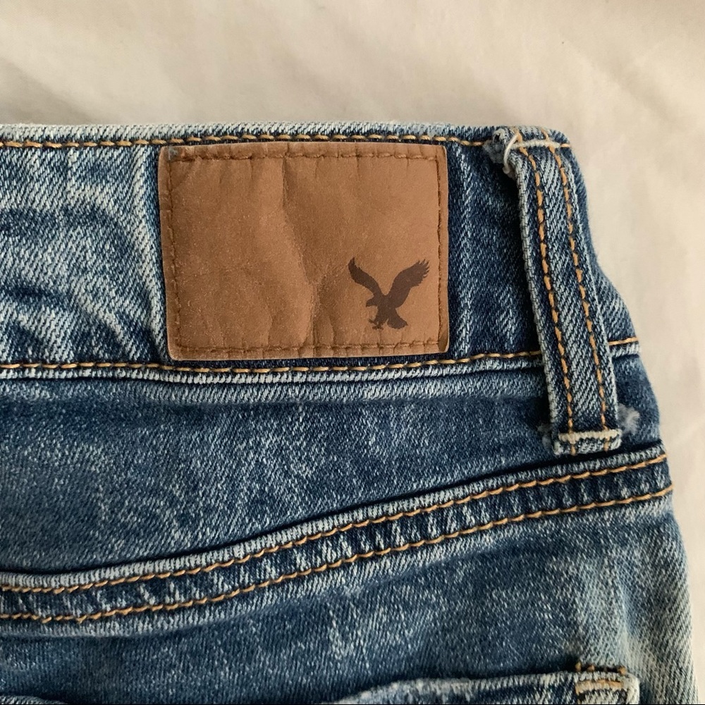 AE High Rise Shorts - Picture 4 of 4